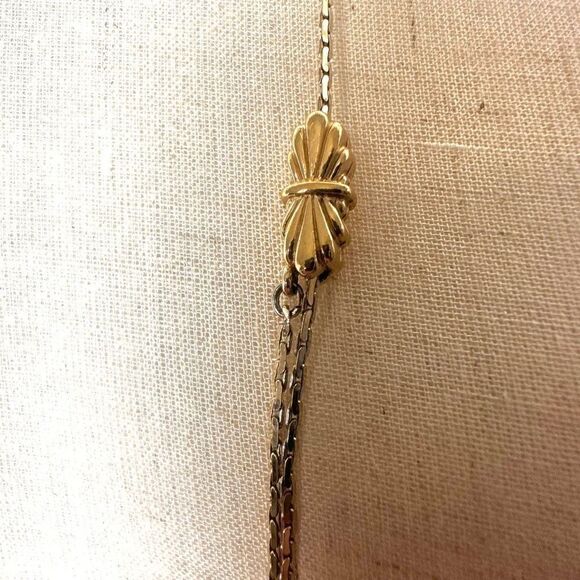Gold tone vintage adjustable necklace - Picture 3 of 8